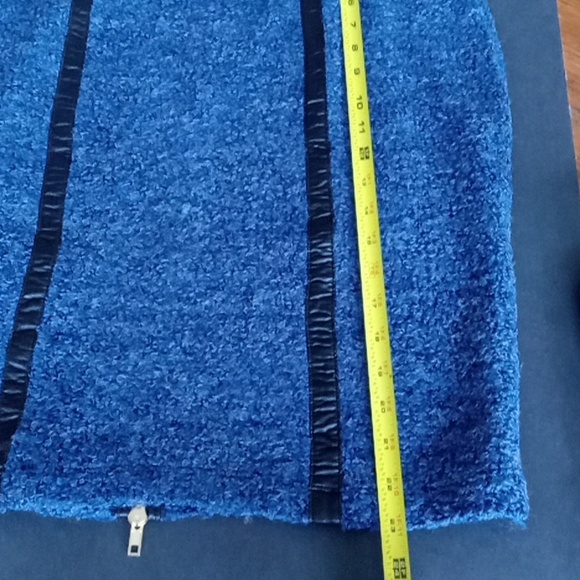 Skirt Jacket set - Picture 13 of 14